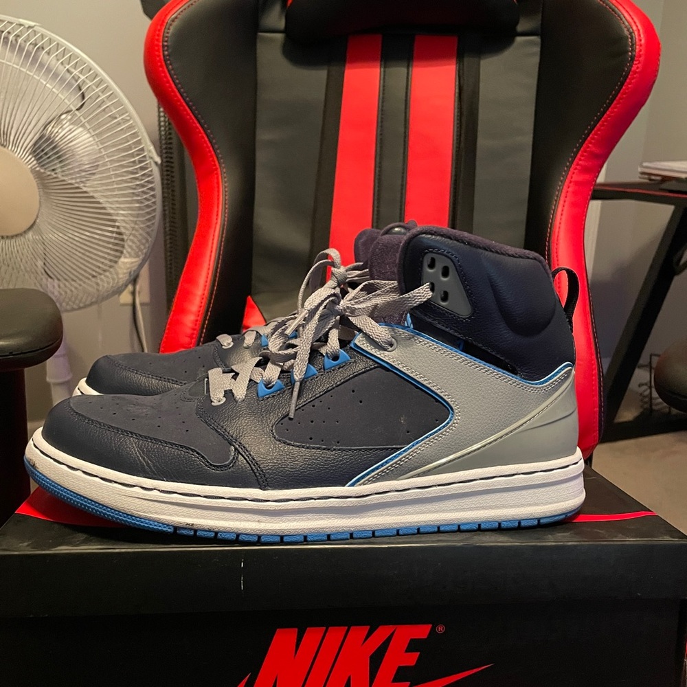 Air Jordan sixty club